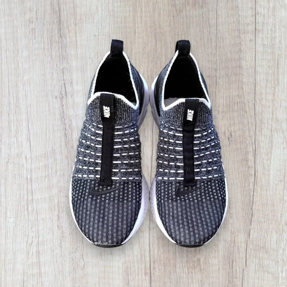 Nike React Phantom Run Flyknit Running Shoes Black Gray Slip On Womens 7 Sneaker